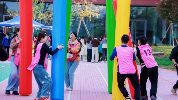 1763976141195708178B.jpg 3.2.JPG