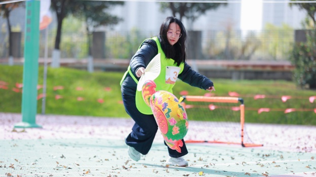 176423307414381294B4.jpg 8.2.jpg