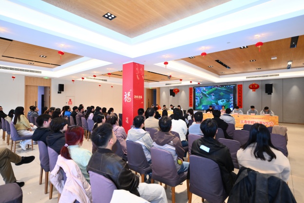 176431688494368669DF.jpg 2.4.jpg