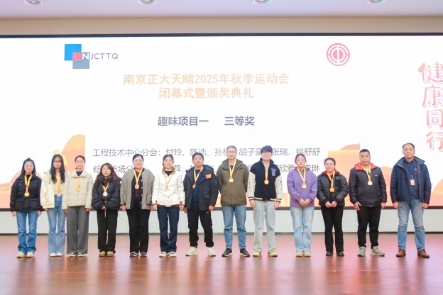 1764817220133377F12F.jpg 6.3.jpg