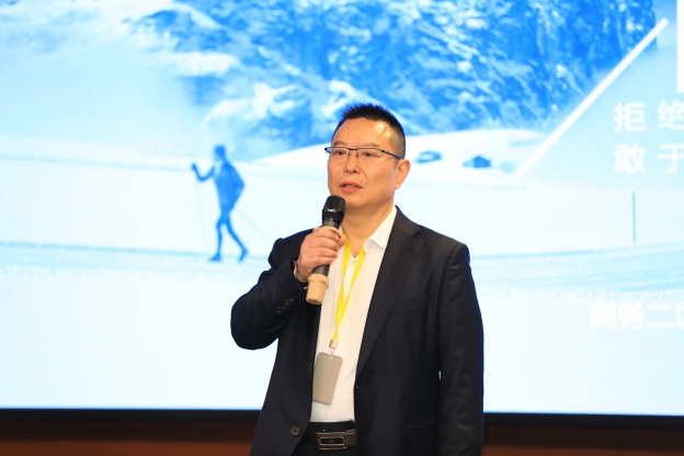 17696533748518144283.jpg 2.9.JPG