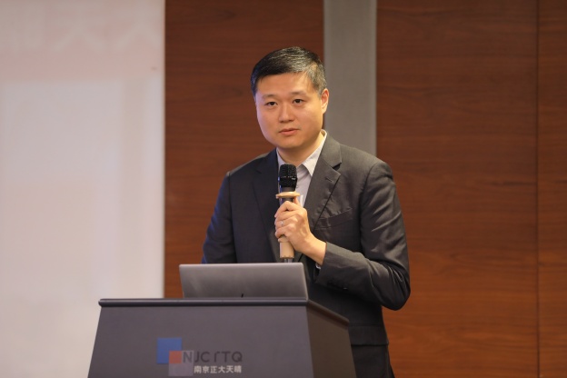 17697805701187591FA8.jpg 2.1.JPG