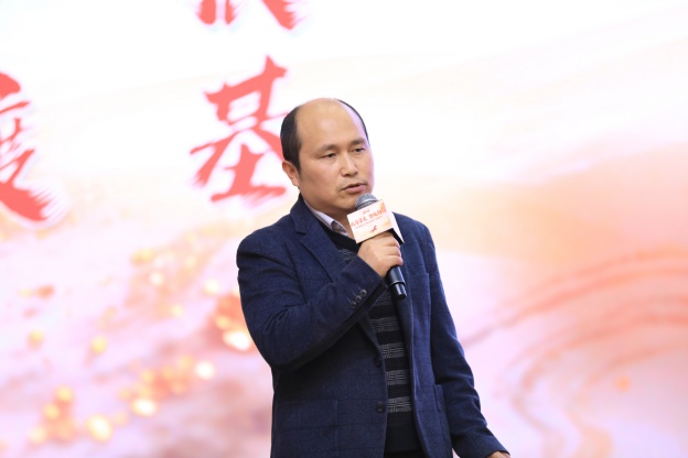 17722627067127357C65.jpg 3.7.jpg